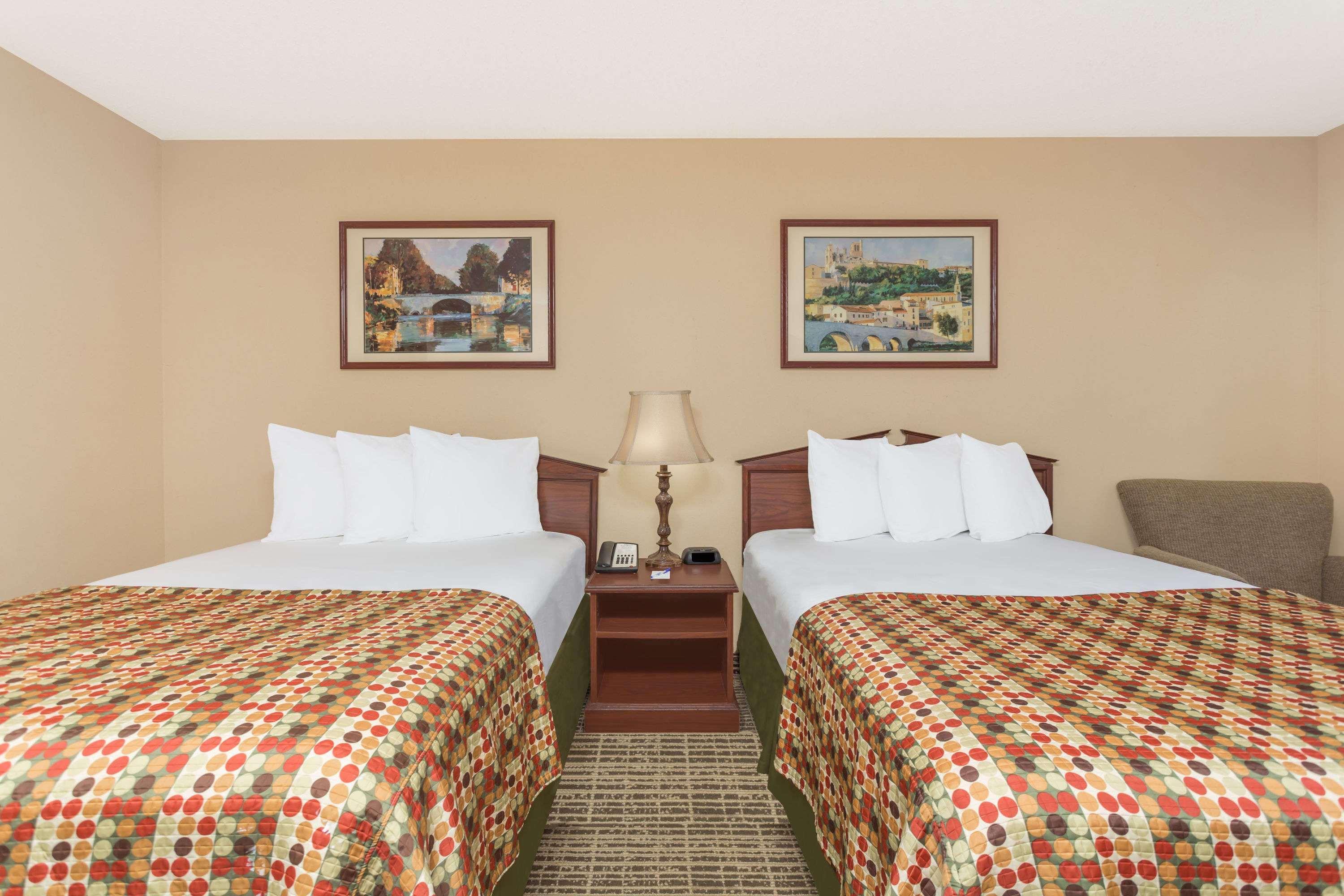 Baymont By Wyndham Anderson Clemson Hotel Exterior foto